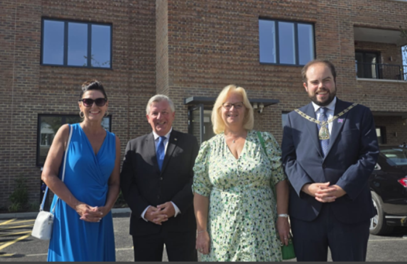 Mayor at the opening the new homes